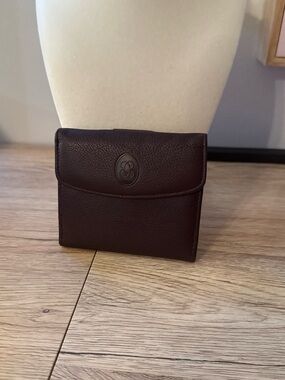 Buxton Men's Dark Brown Leather Wallet - Classic Trifold